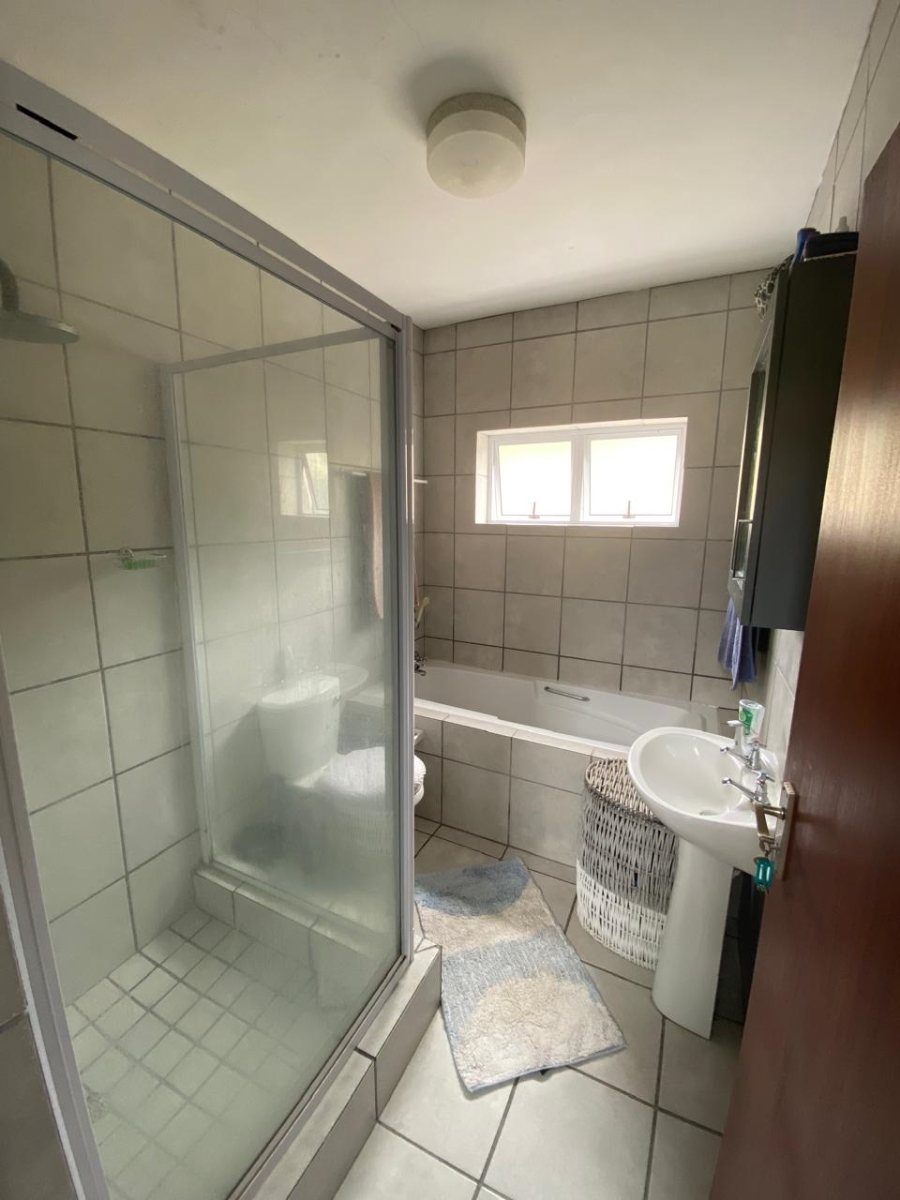 4 Bedroom Property for Sale in Jongensfontein Western Cape